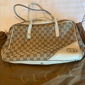 Vintage Gucci Interlocking G Shoulder Bag